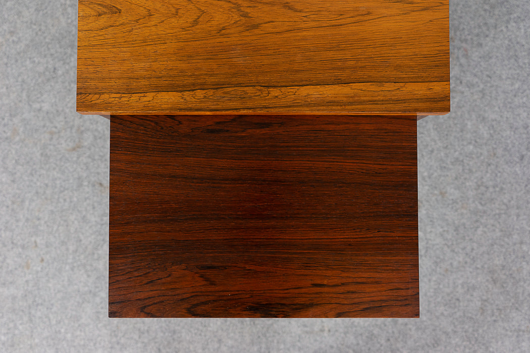 Danish Rosewood Side Table - (322-132.10)
