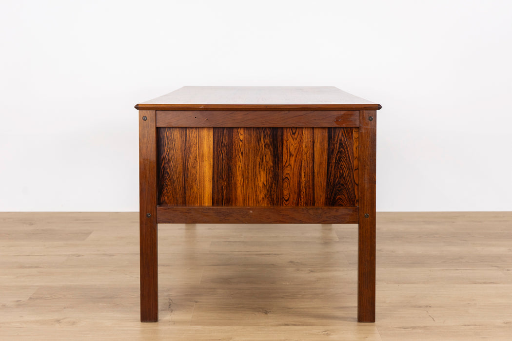 Danish Modern Rosewood Writing Desk - (D1585)