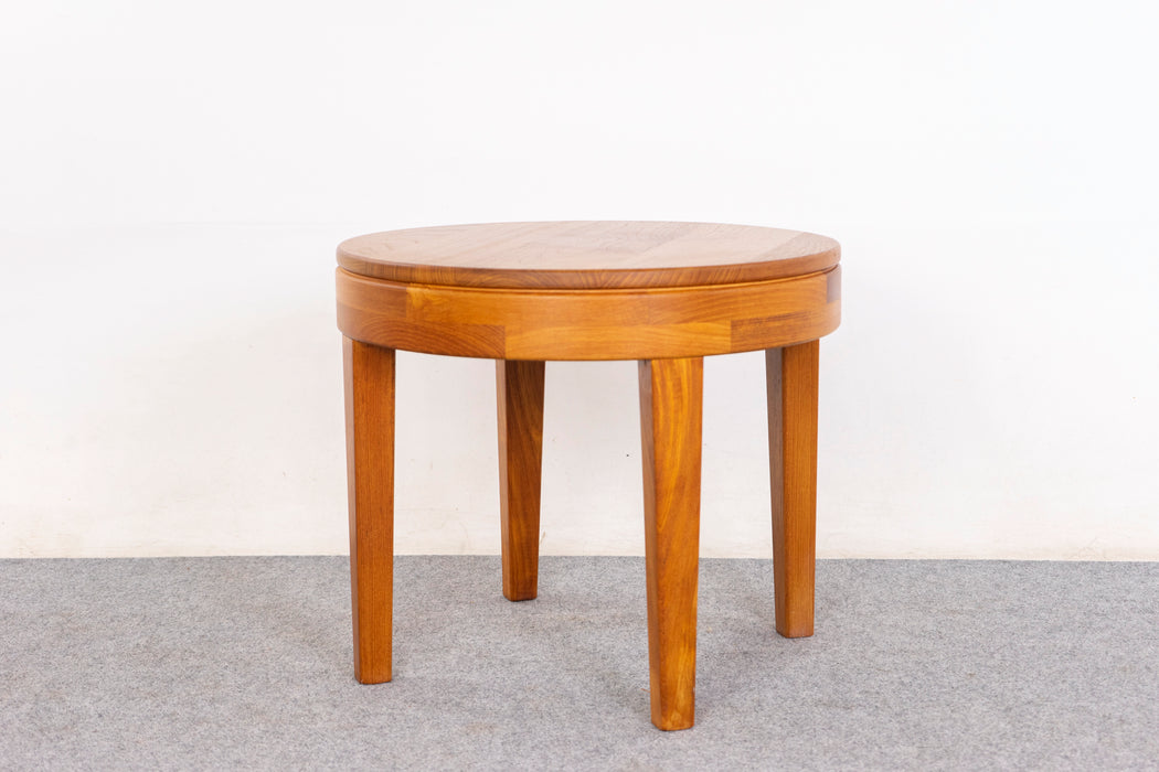 Teak Mid-Century Side Table - (D1426)