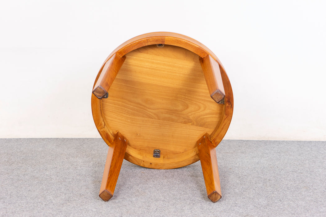 Teak Mid-Century Side Table - (D1426)