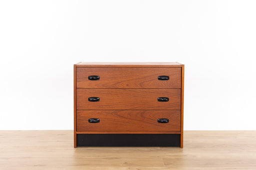 Mid-Century Teak Dresser - (D1551)