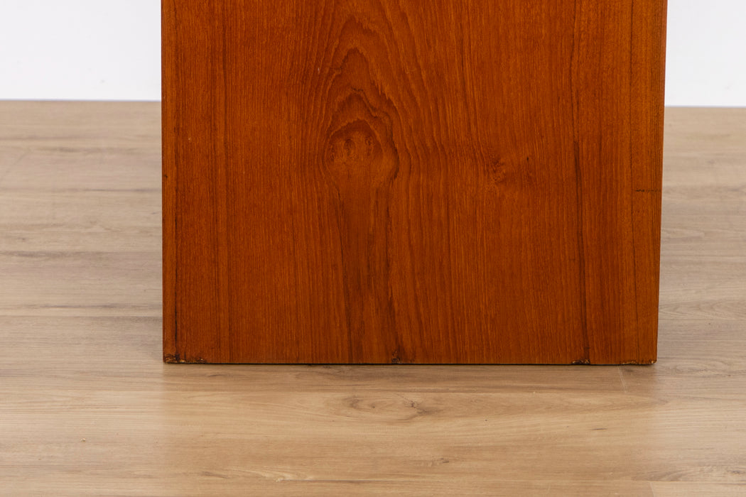 Mid-Century Teak Dresser - (D1552)