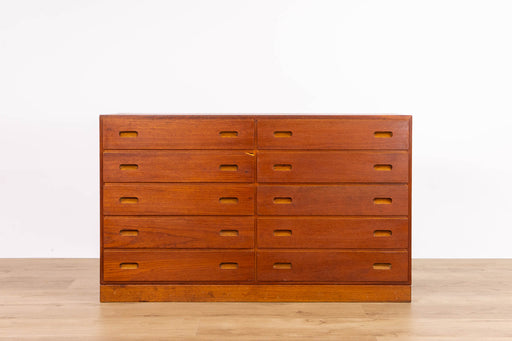 Danish Modern Teak Double Dresser by Børge Mogensen - (D1635)