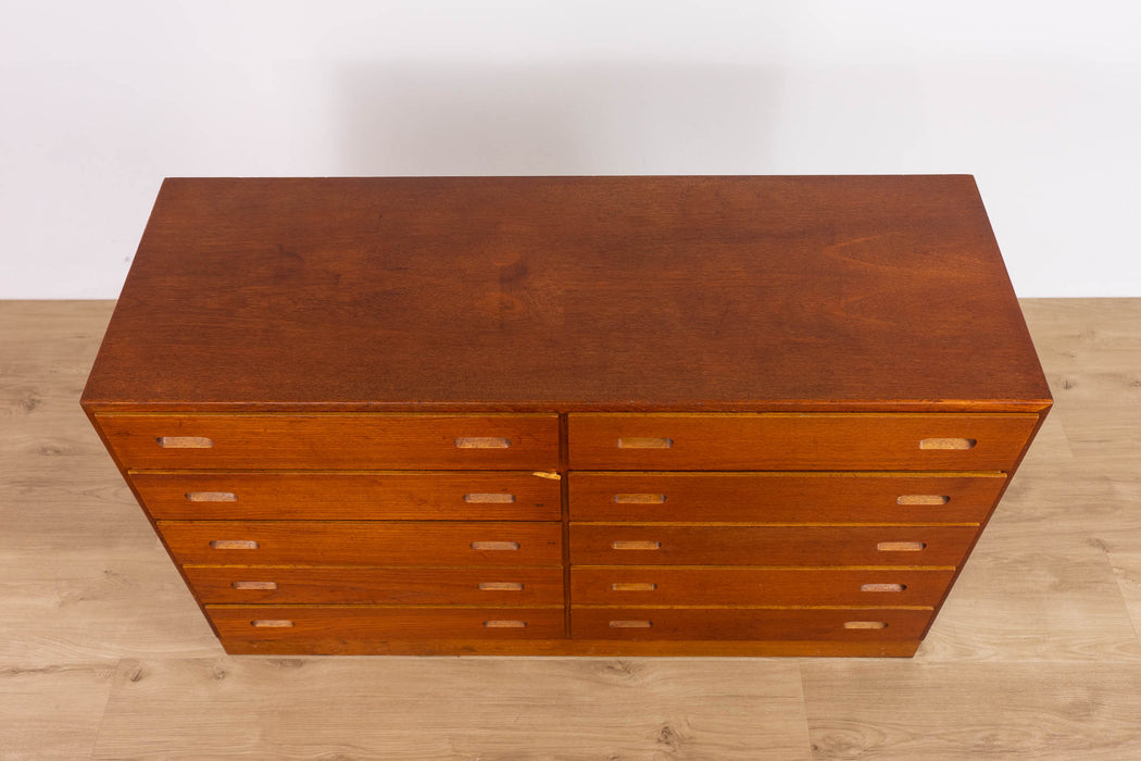 Danish Modern Teak Double Dresser by Børge Mogensen - (D1635)