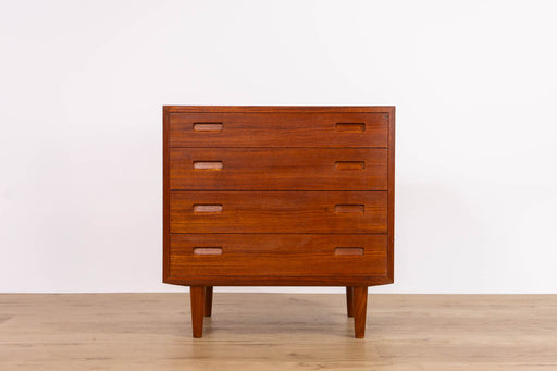 Danish Modern Teak Dresser by Poul Hundevad - (D1636)