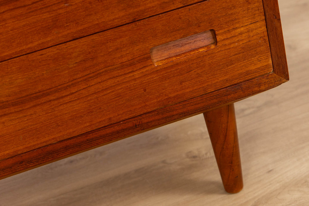 Danish Modern Teak Dresser by Poul Hundevad - (D1636)