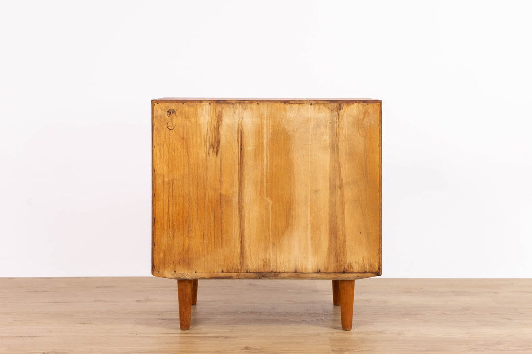 Danish Modern Teak Dresser by Poul Hundevad - (D1637)