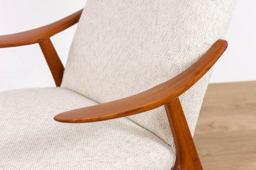 Danish Mid Century Teak Lounge Chair - (D1650)