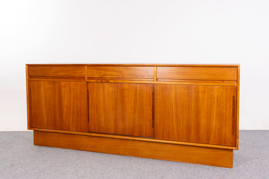 Teak Mid-Century Sideboard - (D1422)