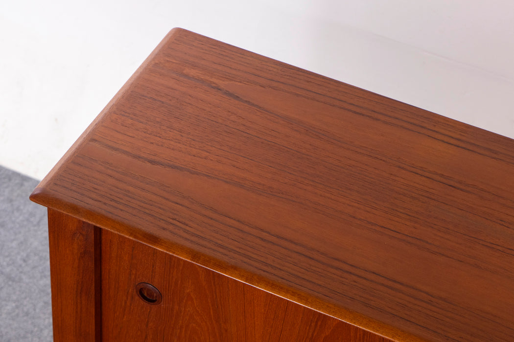 Mid-Century Modern Teak Sideboard - (D1485)