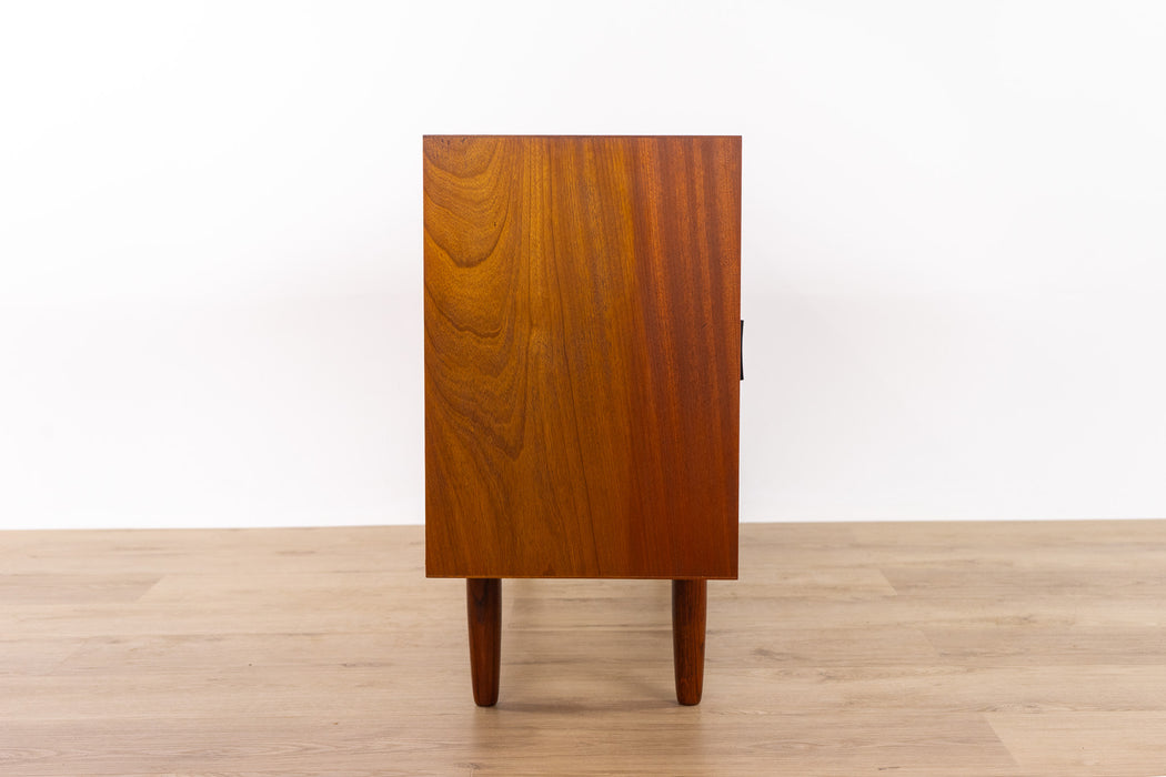 Mid-Century Modern Teak Sideboard  - (D1688.1)