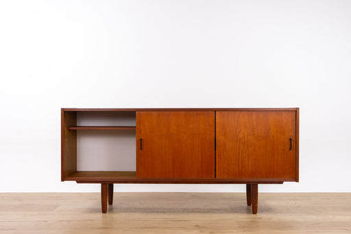 Mid-Century Modern Teak Sideboard  - (D1688.1)
