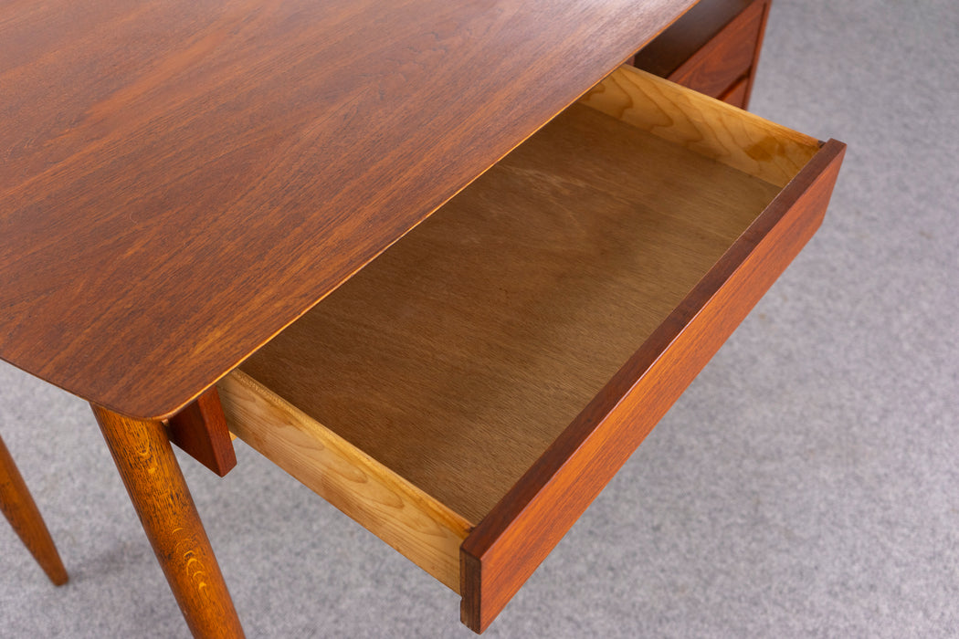 Teak & Oak Danish Desk - (D1468)