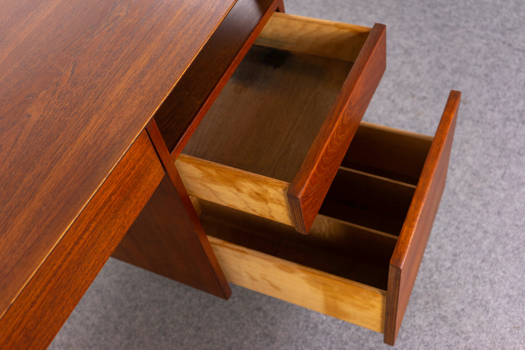 Teak & Oak Danish Desk - (D1468)