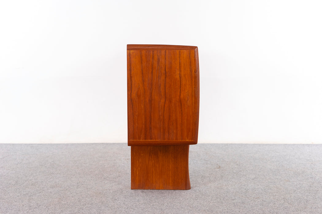 Mid-Century Modern Teak Cabinet - (D1486)