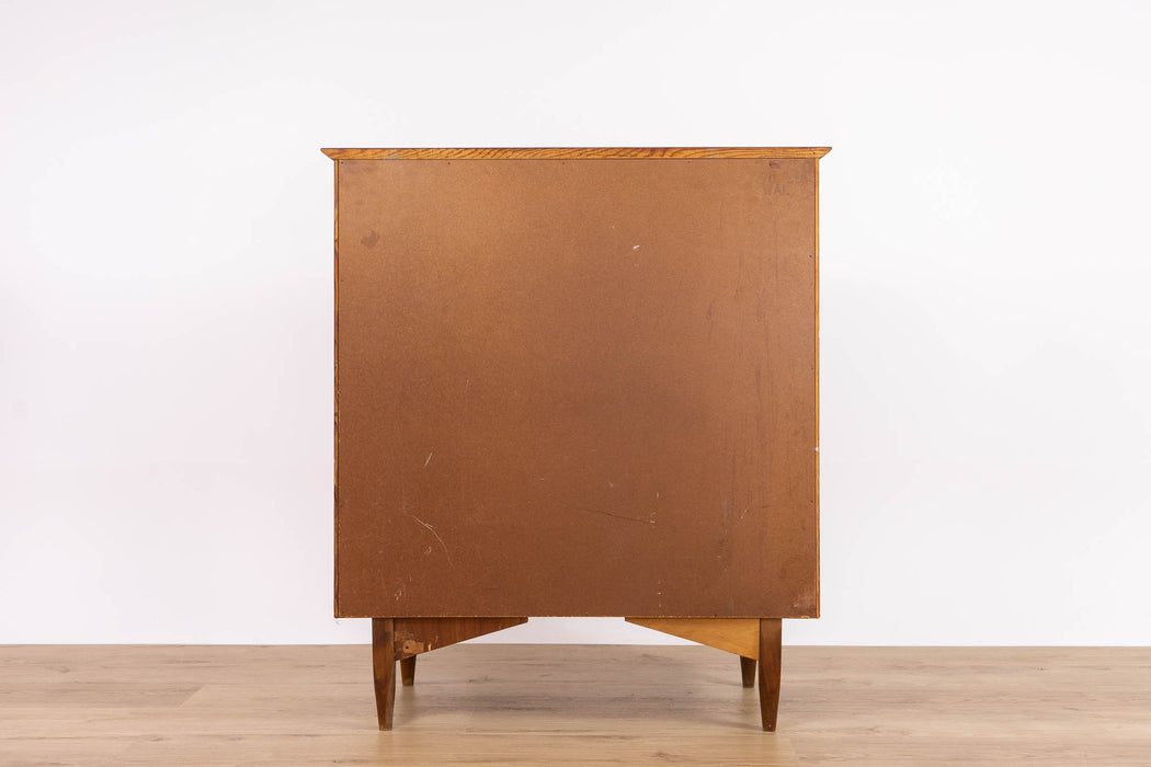 Vintage Morris Vega Walnut Dresser  - (D1590)