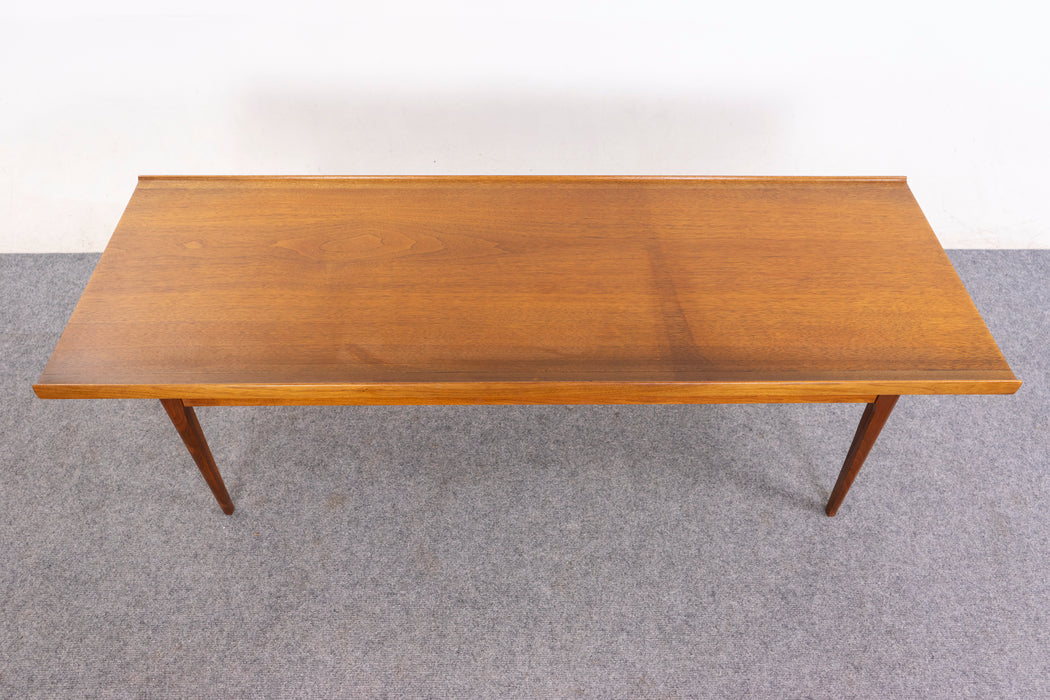 Walnut Mid-Century Coffee Table - (D1428)