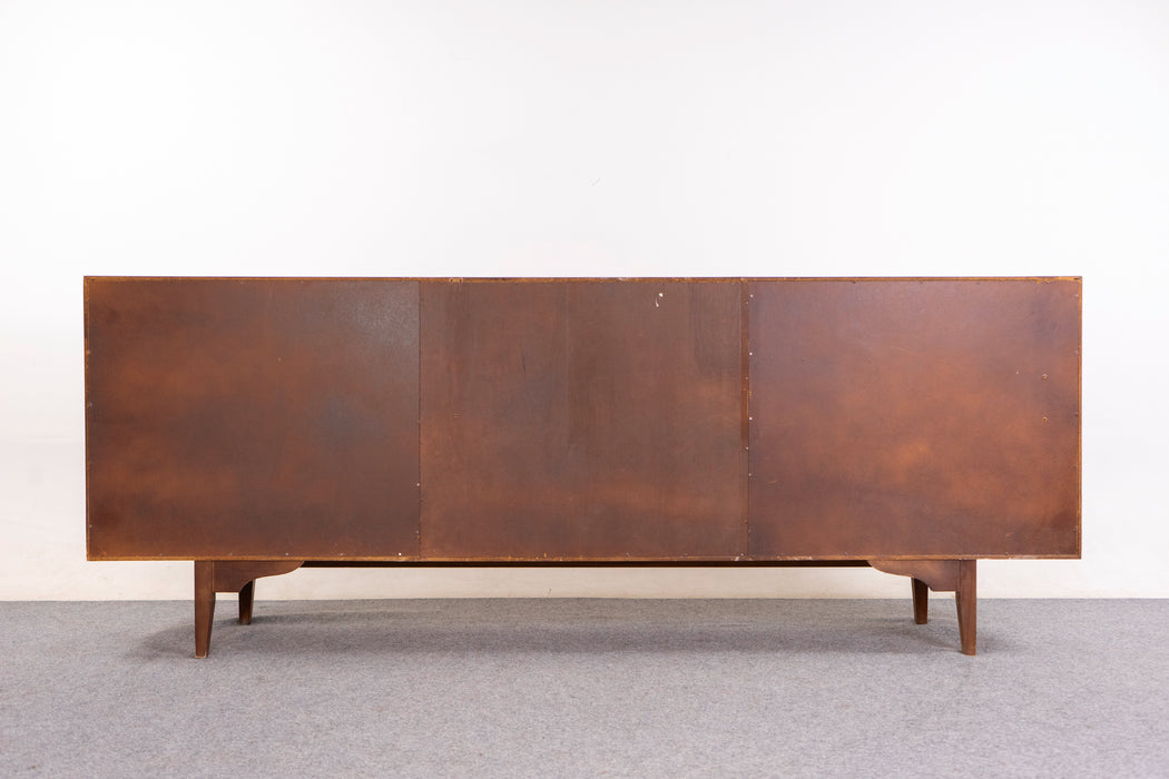 Walnut Mid-Century Dresser/Sideboard - (D1429)