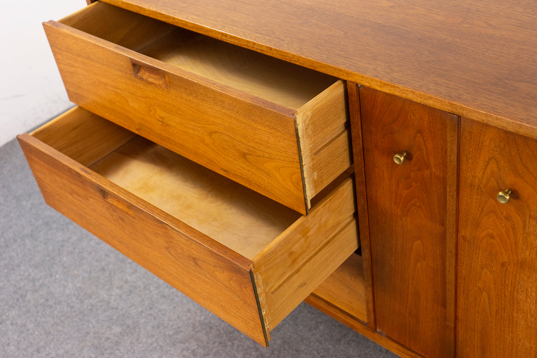 Walnut Mid-Century Dresser/Sideboard - (D1429)