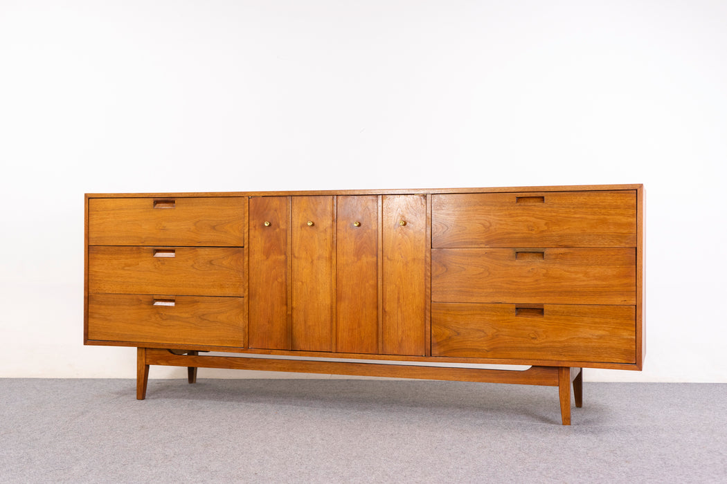 Walnut Mid-Century Dresser/Sideboard - (D1429)