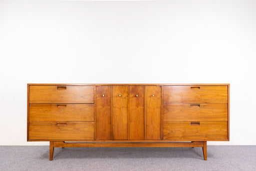Walnut Mid-Century Dresser/Sideboard - (D1429)