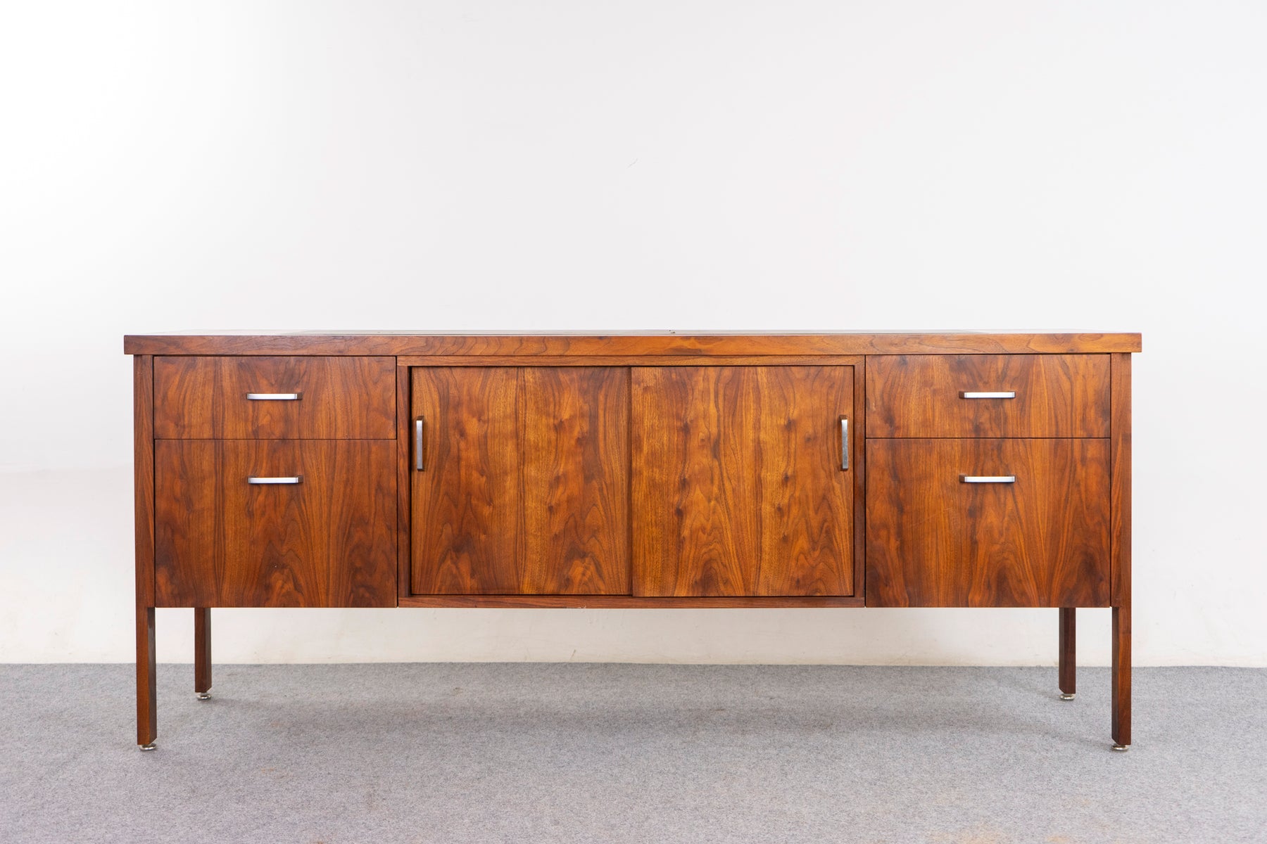 Walnut Mid-Century Sideboard - (D1457)