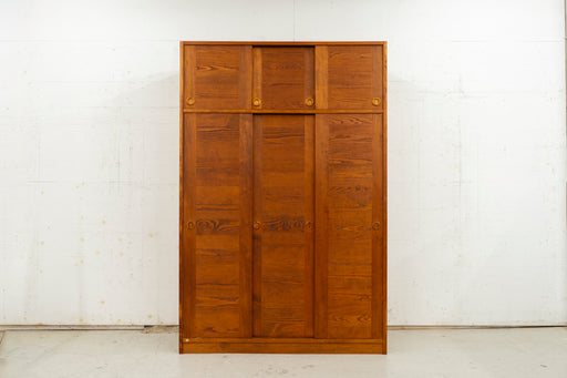 Mid-Century Modern Pine Wardrobe - (D1554)