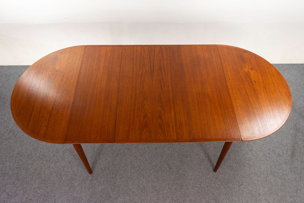 Teak Model 227 Dining Table by Arne Vodder - (322-159)