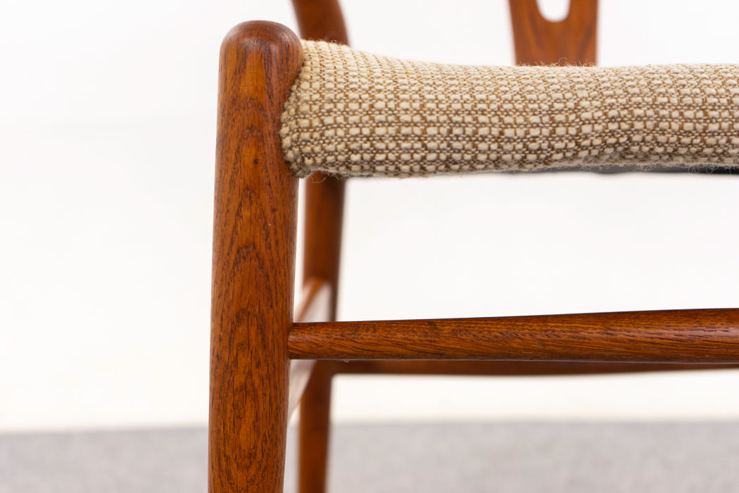 Oak CH24 Wishbone Chair by Hans Wegner - (D1258)