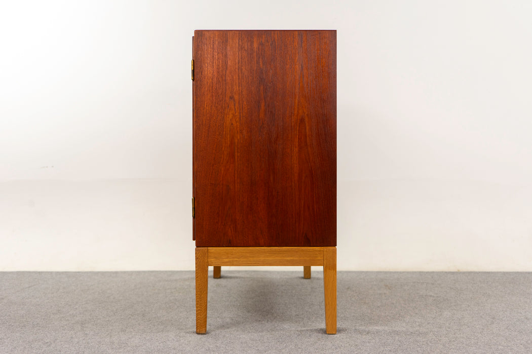 Teak & Oak Sideboard by Borge Mogensen - (D1262)