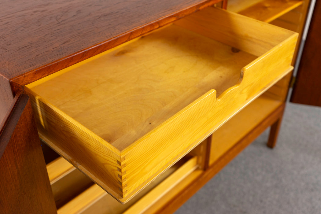 Teak & Oak Sideboard by Borge Mogensen - (D1263)