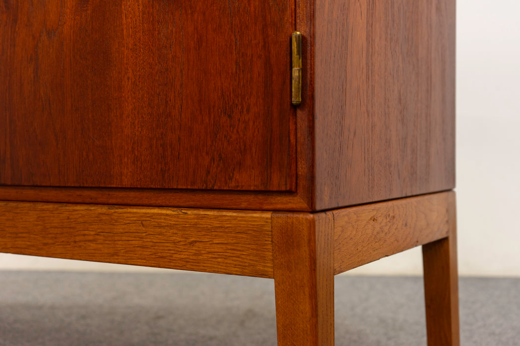 Teak & Oak Sideboard by Borge Mogensen - (D1263)