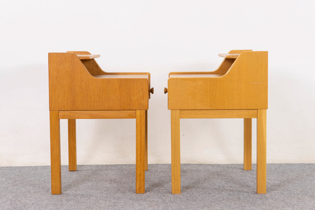 Oak Bedside Table Pair - (326-272)