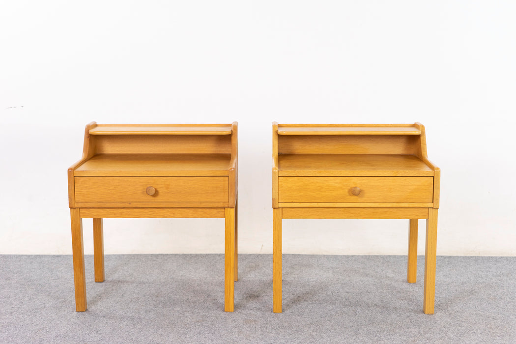 Oak Bedside Table Pair - (326-272)