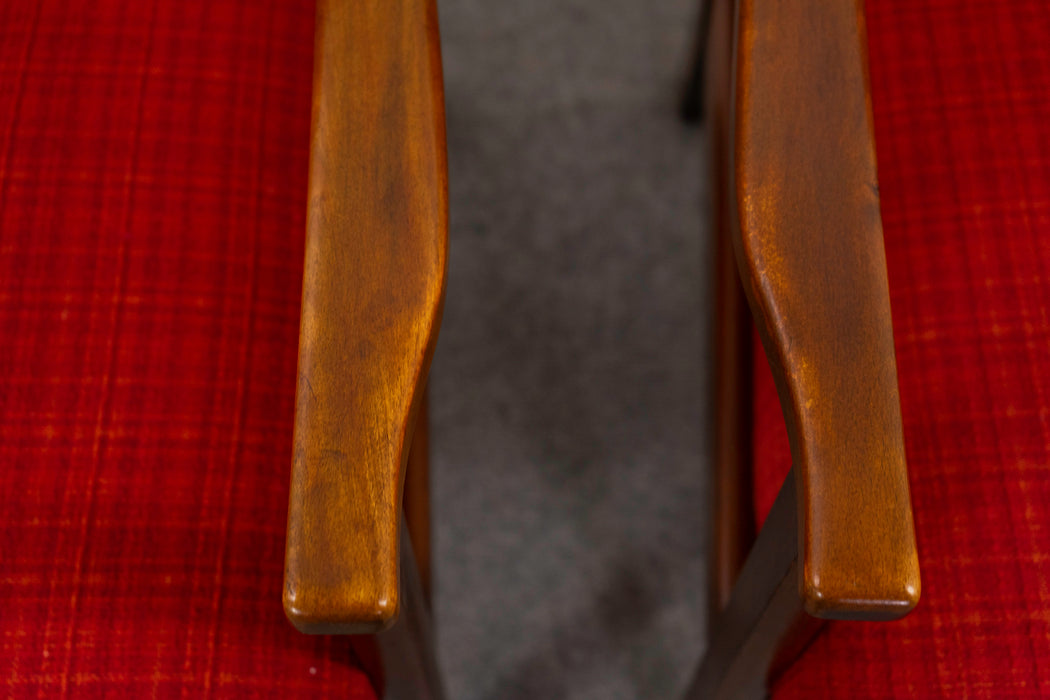 Beech Lounge Chair Pair - (325-014)