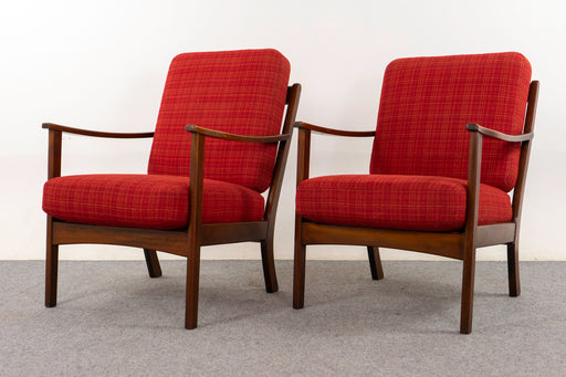 Beech Lounge Chair Pair - (325-014)