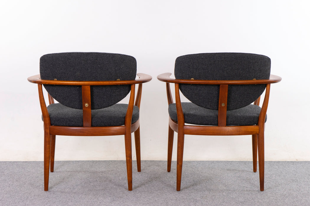Teak Danish Armchair Pair - (D1172)