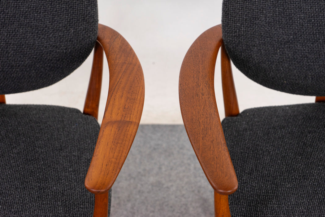 Teak Danish Armchair Pair - (D1172)