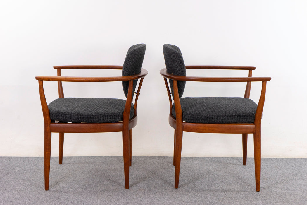 Teak Danish Armchair Pair - (D1172)