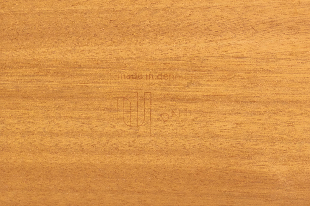 Teak Bedside Table Pair by Hundevad - (D1451)