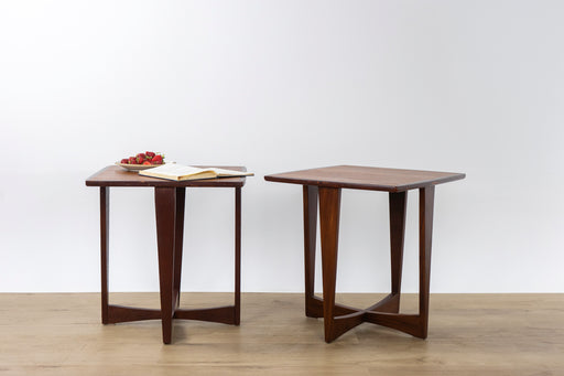 Pair of Mid-Century Modern Teak Side Tables - (D1558)