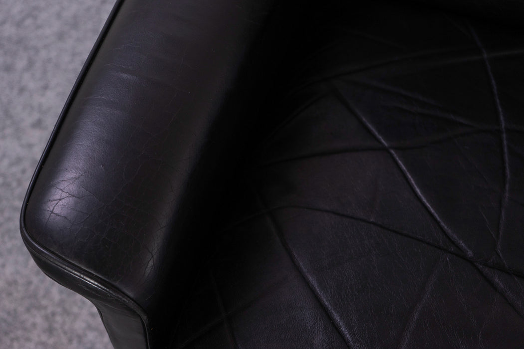 Rosewood & Leather "Jupiter" Sofa by Finn Juhl - (325-141)