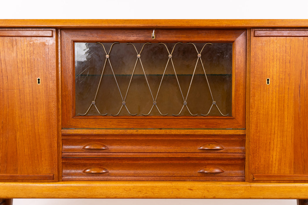 Vintage Scandinavian Teak Sideboard - (D1676)
