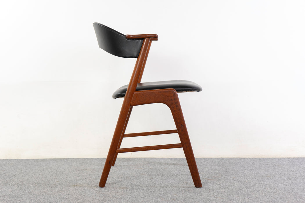 4 Teak Dining Chairs by Kai Kristiansen - (325-039.1)