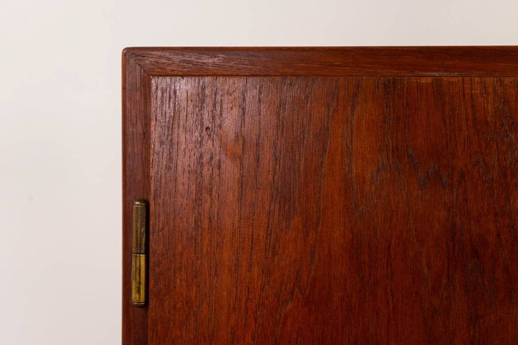 Teak & Oak Cabinet by Borge Mogensen - (D1262)