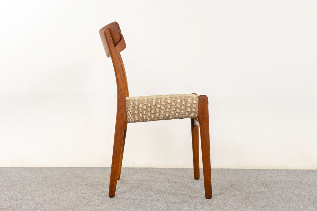 1 Teak & Oak CH23 Dining Chair by Hans Wegner - (D1261)