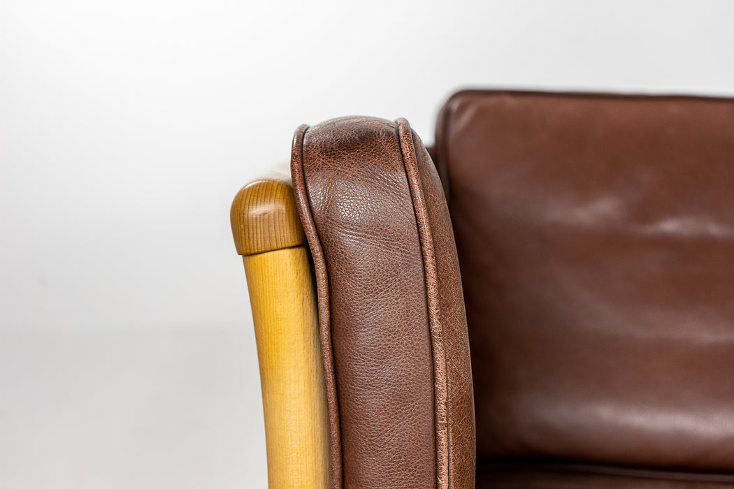 Danish Mid-Century Beech & Leather Lounge Chair - (323-034.1)