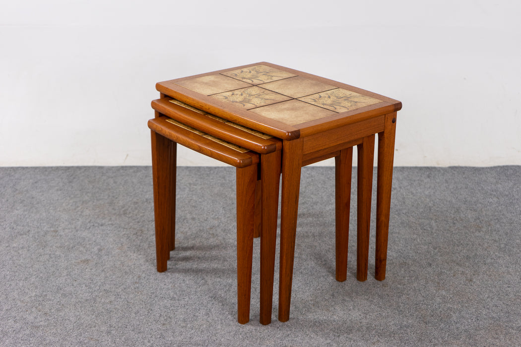 Danish Mid-Century Teak & Tile Nesting Tables - (322-023)