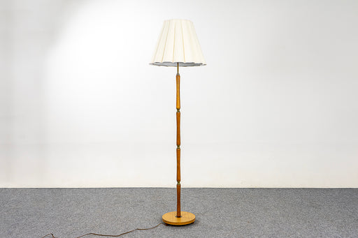 Danish Mid-Century Oak Floor Lamp - (321-3