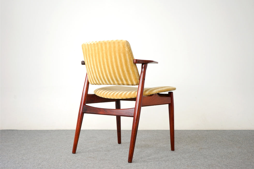 Rosewood Arm Chair by Arne Vodder  - (320-033.3)